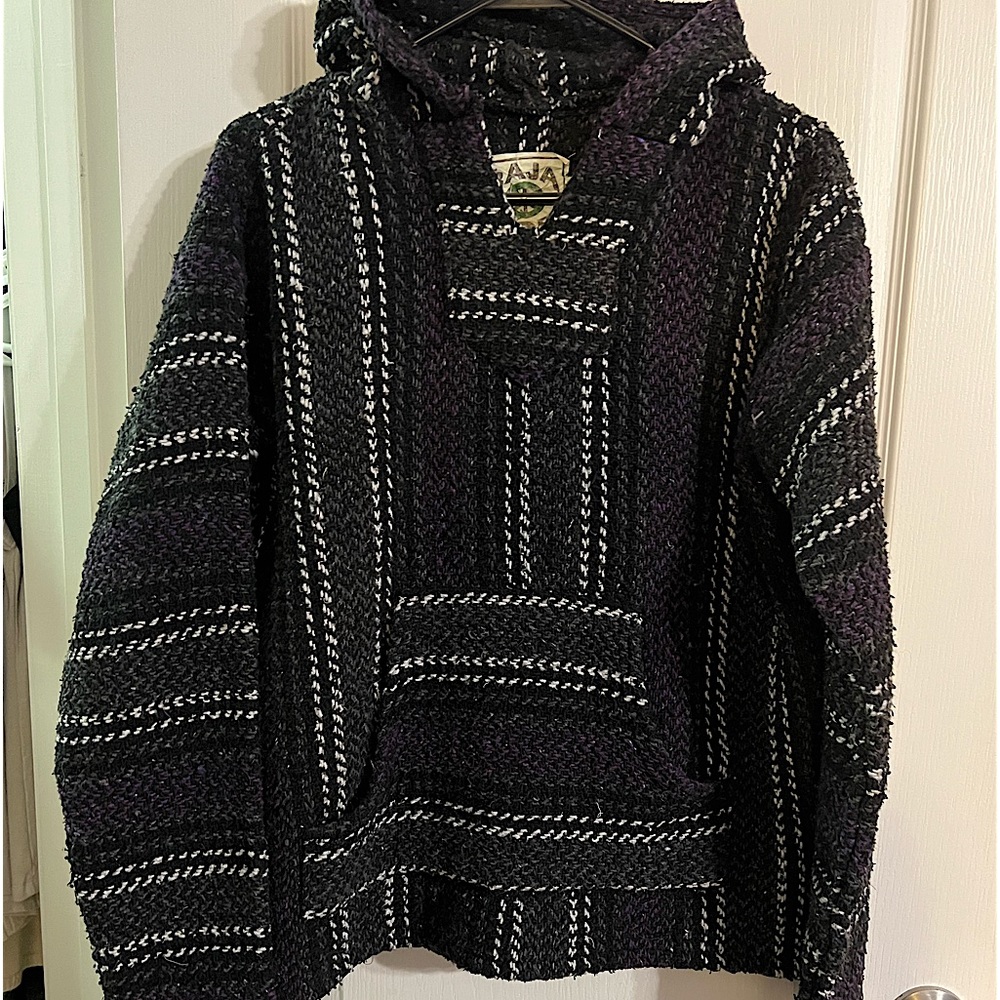 Baja hoodie purple and black size S
